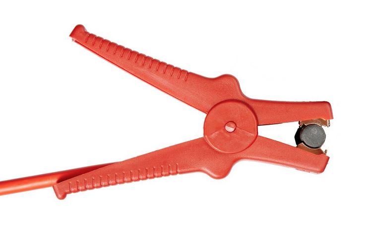 Produktbild: Osram Automotive BATTERYstart STARTER CABLE 300A Starthilfekabel 16 mm&sup2; Aluminium (kupferbeschichtet) 3 m mit Kunststoffzangen
