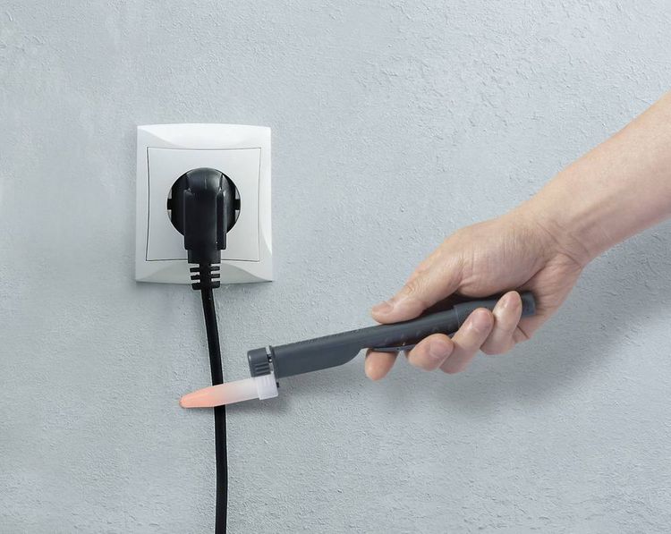 Produktbild: VOLTCRAFT VT-300 Wechselspannungsdetektor CAT II ausziehbar bis 130 cm, Durchgangpr&uuml;fer