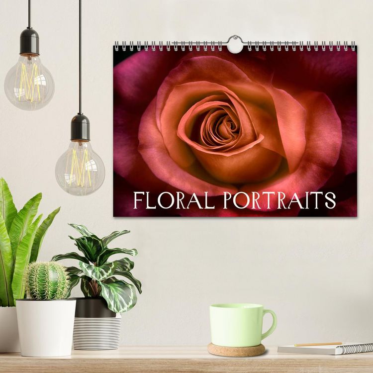 Produktbild: Floral Portraits - Blumen Impression (Wandkalender 2026 DIN A4 quer), CALVENDO Monatskalender