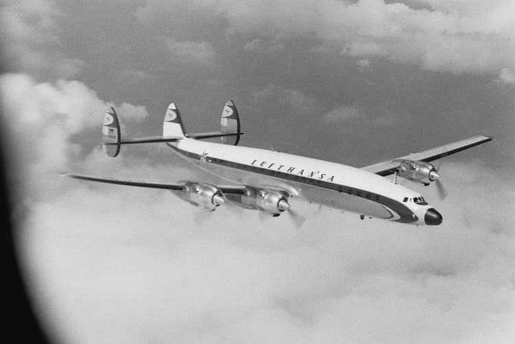 Produktbild: Die Lockheed L-1649A Super Star der Lufthansa