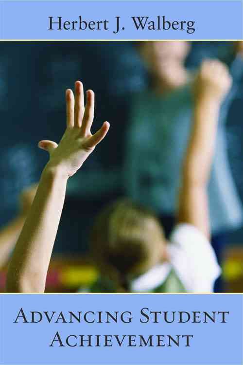Produktbild: Advancing Student Achievement