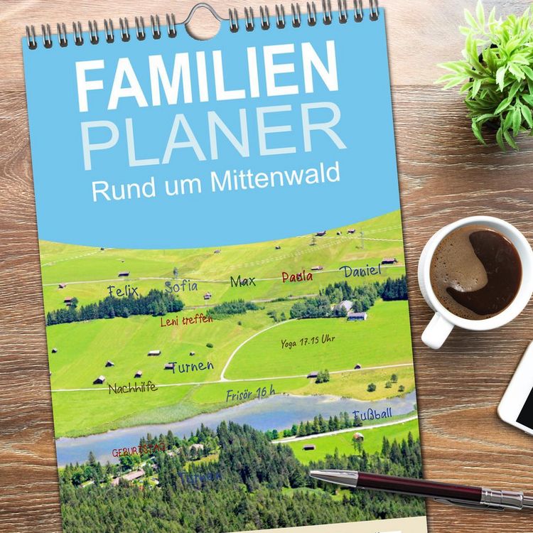 Produktbild: Familienplaner 2026 - Rund um Mittenwald mit 5 Spalten (Wandkalender, 21 x 45 cm) CALVENDO