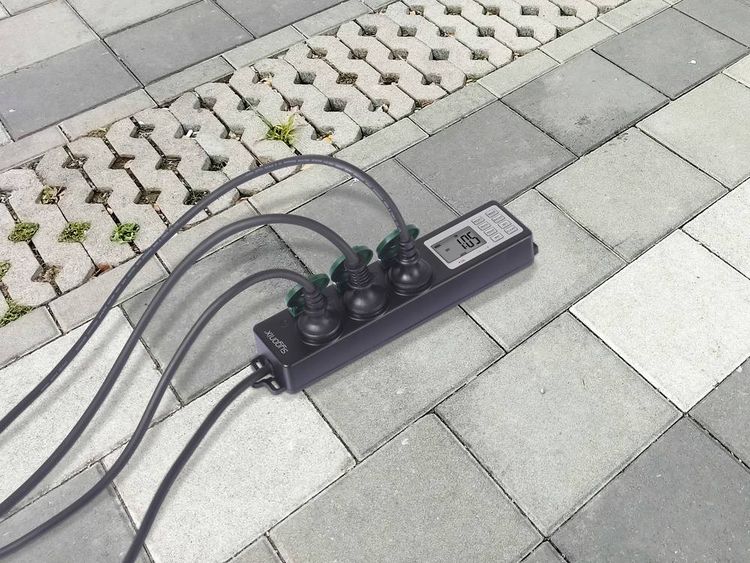 Produktbild: Sygonix SY-6786454 Gartensteckdose mit Zeitschaltuhr 3fach Schwarz, Gr&uuml;n Schutzkontakt 1St.