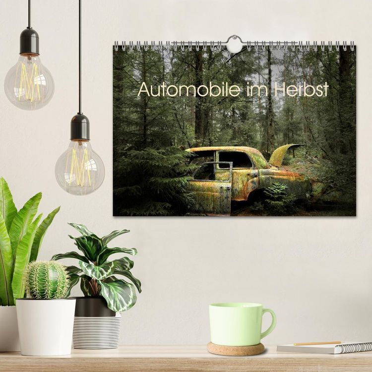 Produktbild: Automobile im Herbst (Wandkalender 2026 DIN A4 quer), CALVENDO Monatskalender