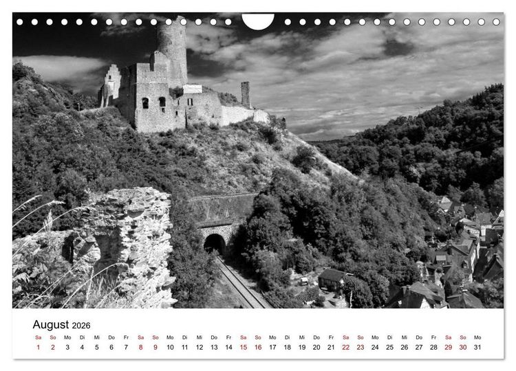 Produktbild: Burgen in schwarzwei&szlig; - Wie aus alten Zeiten (Wandkalender 2026 DIN A4 quer), CALVENDO Monatskalender