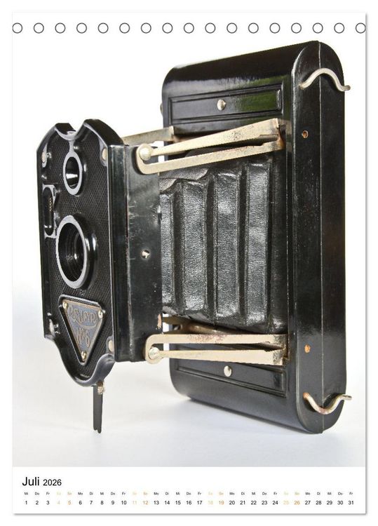 Produktbild: Balgenkameras - Analoge Fotoapparate mit Charme (Tischkalender 2026 DIN A5 hoch), CALVENDO Monatskalender