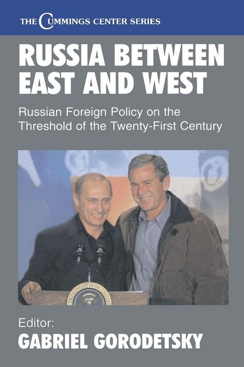 Produktbild: Russia Between East and West