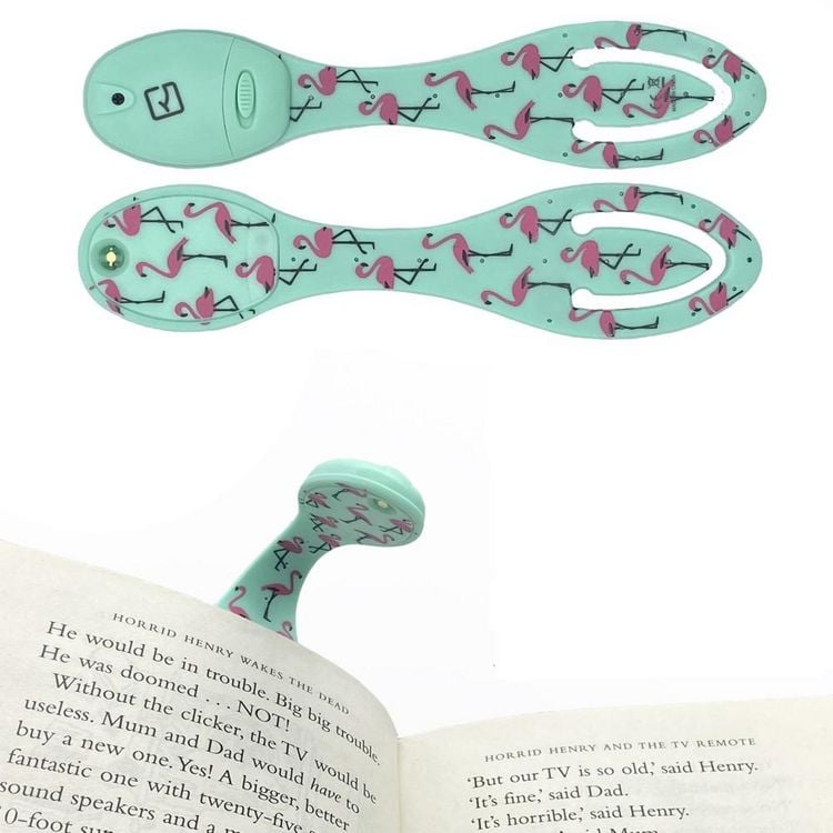 Produktbild: Flexilight Leselicht (Flamingo) - 2 in 1 Leselampe & Lesezeichen - Geschenk für Leser, Buchliebhaber - Deutsche Ausgabe