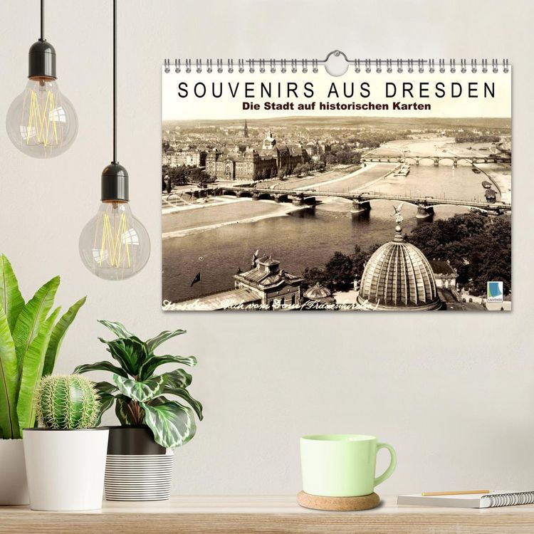 Produktbild: Souvenirs aus Dresden &ndash; Die Stadt auf historischen Karten (Wandkalender 2026 DIN A4 quer), CALVENDO Monatskalender