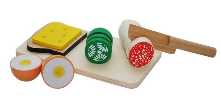 Produktbild: Der kleine Kaufmann - Vesperbrett zum Scheiden mit Brot, K&auml;se, Gurke, Wurst und Messer aus Holz