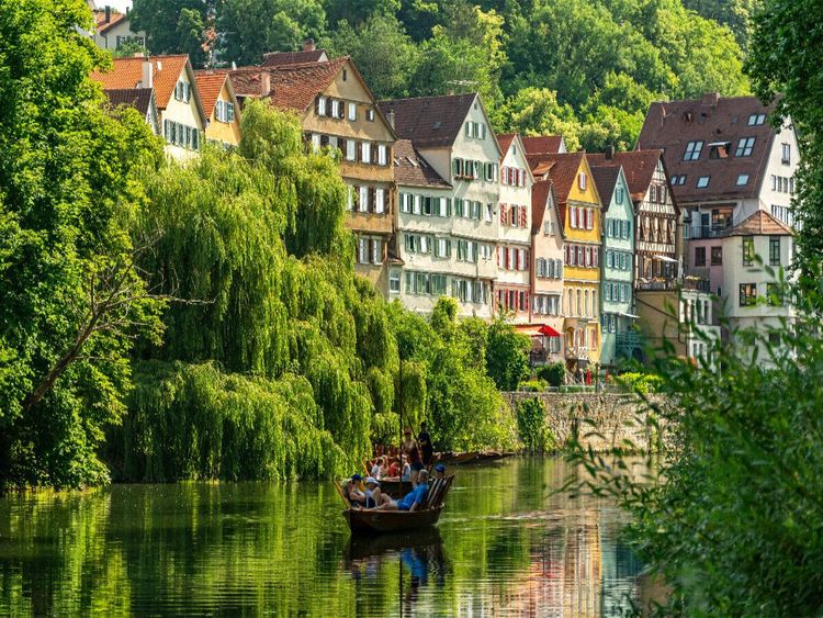 Produktbild: CALVENDO Puzzle Stocherkahnfahrt vor der historischen Altstadt T&uuml;bingens | 1000 Teile Lege-Gr&ouml;&szlig;e 64x48cm Foto-Puzzle f&uuml;r gl&uuml;ckliche Stunden