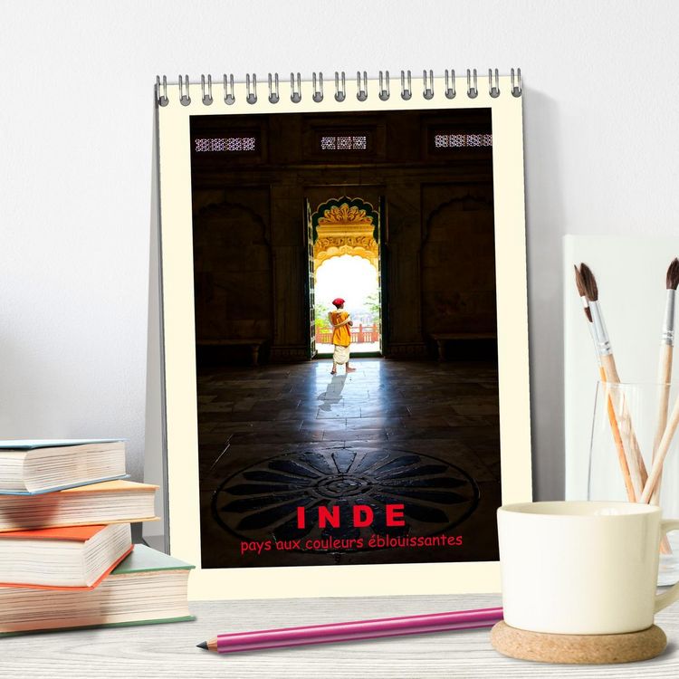 Produktbild: INDE pays aux couleurs &eacute;blouissantes (Calendrier de bureau 2026 DIN A5 horizontal), CALVENDO calendrier mensuel