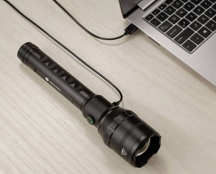 Produktbild: TOOLCRAFT TO-8578260 TO-8578260 LED Taschenlampe mit USB-Schnittstelle akkubetrieben 10.000 lm 10 h 730 g