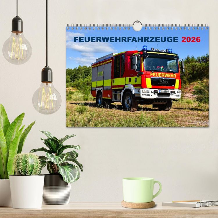 Produktbild: Feuerwehrfahrzeuge (Wandkalender 2026 DIN A4 quer), CALVENDO Monatskalender