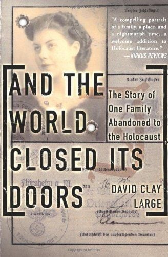 Produktbild: And the World Closed Its Doors