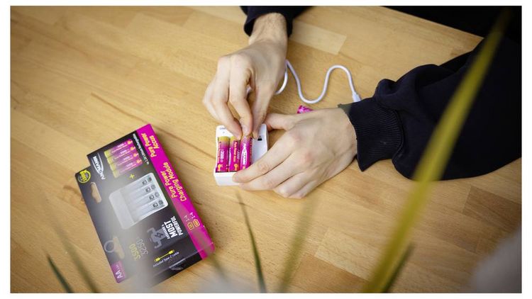 Produktbild: Ansmann Pure Power Set 4&times; Mignon AA Akkus und Lademodul Mignon (AA)-Akku Li-Ion 3250 mAh 1.5 V 1 St.