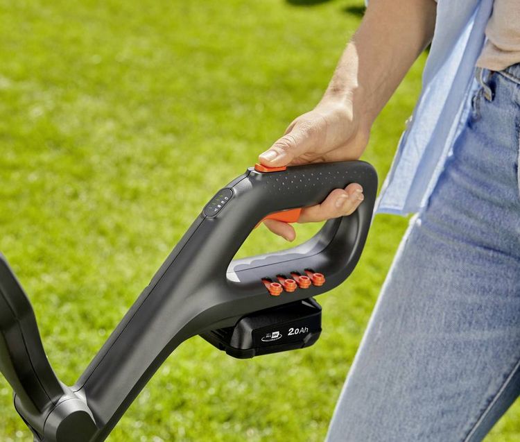 Produktbild: GARDENA EasyCut 23/18V P4A Ready-To-Use-Set Rasentrimmer inkl. Akku, inkl. Ladeger&auml;t 18 V