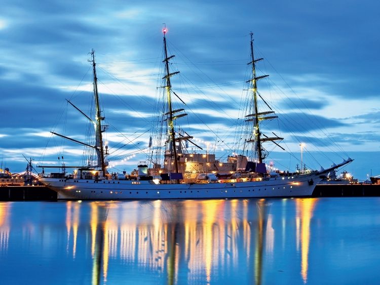 Produktbild: CALVENDO Puzzle Segelschulschiff Gorch Fock | 1000 Teile Lege-Gr&ouml;&szlig;e 64x48cm Foto-Puzzle f&uuml;r gl&uuml;ckliche Stunden