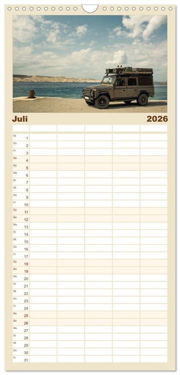 Produktbild: Familienplaner 2026 - Mit dem 4x4 durch Europa mit 5 Spalten (Wandkalender, 21 x 45 cm) CALVENDO