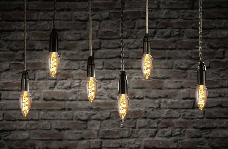 Produktbild: Paulmann 28951 LED E14 Kerzenform 4W Gold (&Oslash; x H) 35mm x 98mm 1St.