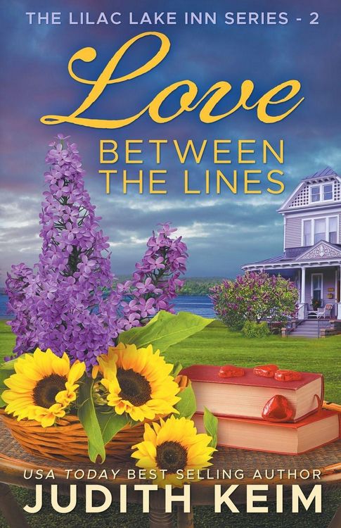 Produktbild: Love Between the Lines