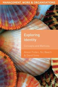 Produktbild: Exploring Identity