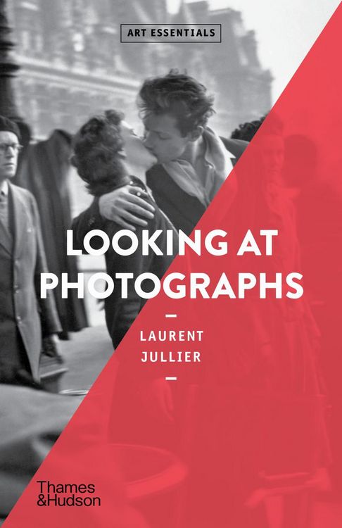 Produktbild: Looking at Photographs