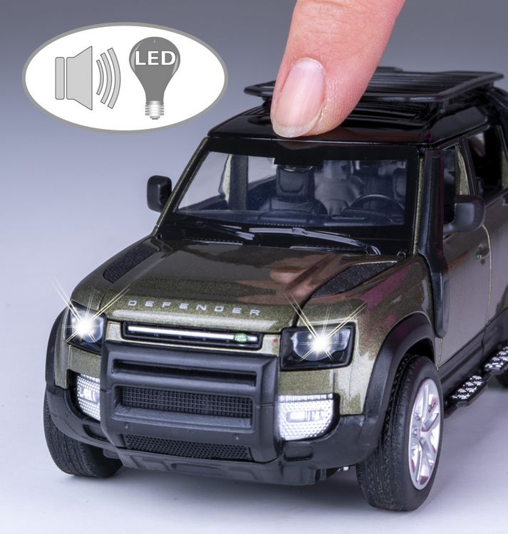 Produktbild: Land Rover Defender 110 Diecast 1:32 gr&uuml;n inkl. Knopfzellen