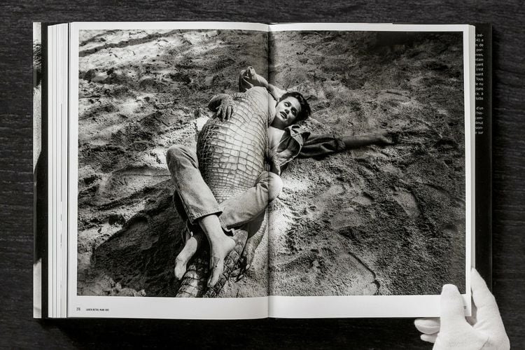 Produktbild: Helmut Newton