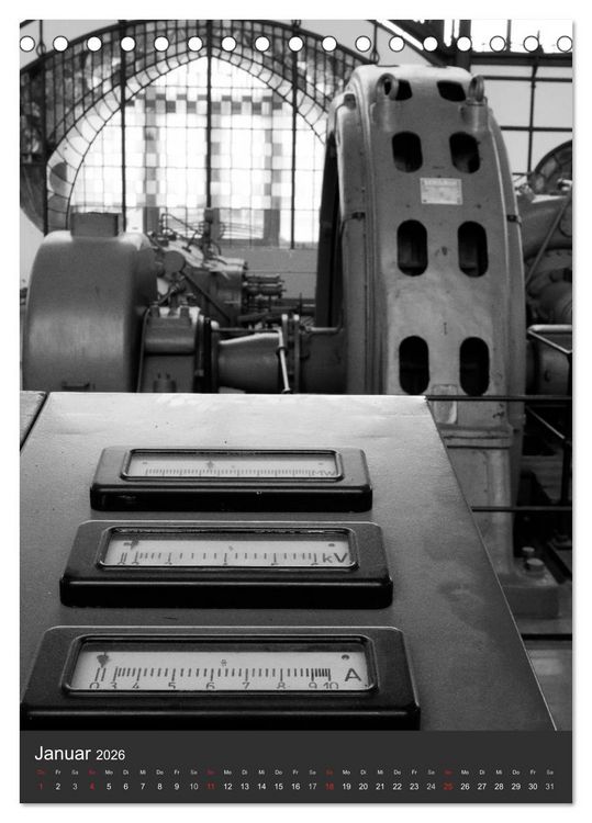 Produktbild: Industrie&auml;sthetik in Schwarz-Weiss (Tischkalender 2026 DIN A5 hoch), CALVENDO Monatskalender