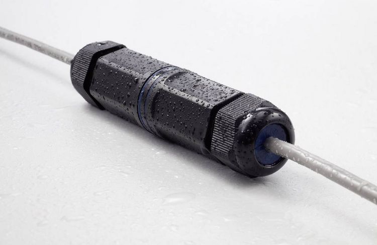 Produktbild: Renkforce RJ45 Netzwerk Adapter CAT 6 [1x RJ45-Buchse - 1x RJ45-Buchse] Schwarz