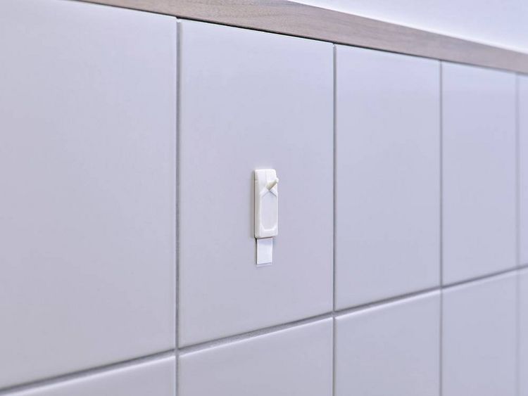 Produktbild: TESA&reg; Powerstrips&reg; Klebenagel f&uuml;r Fliesen & Metall, weiss