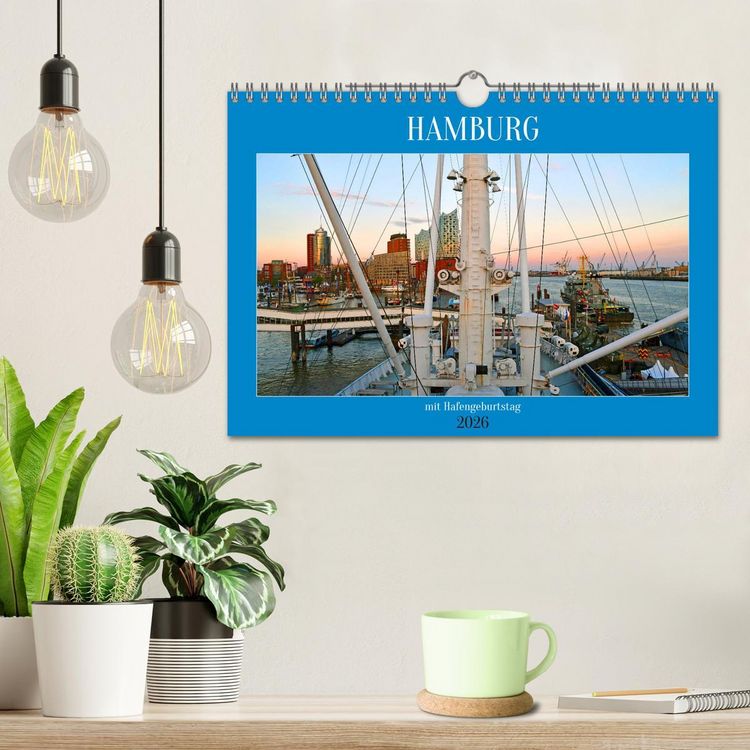 Produktbild: Hamburg mit Hafengeburtstag (Wandkalender 2026 DIN A4 quer), CALVENDO Monatskalender