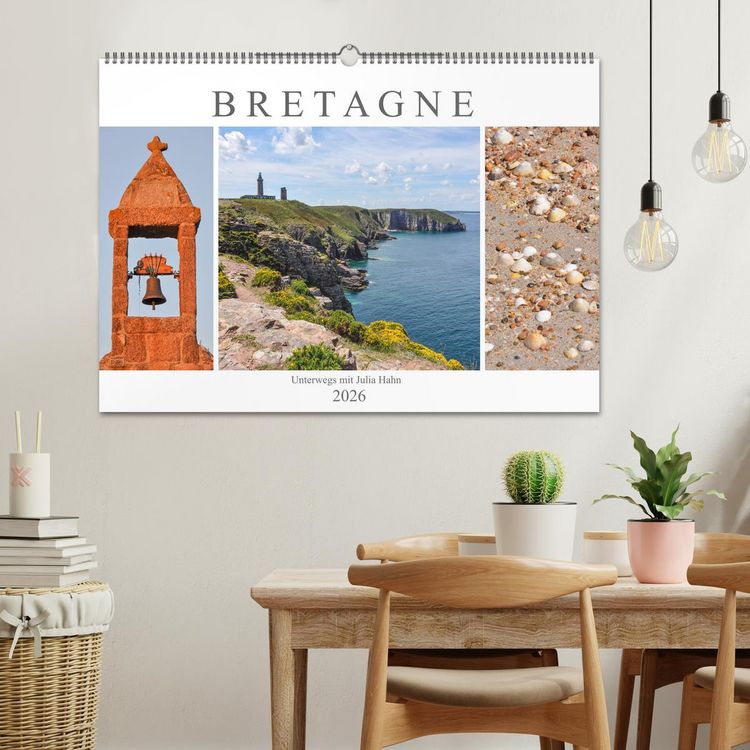 Produktbild: Bretagne - unterwegs mit Julia Hahn (Wandkalender 2026 DIN A2 quer), CALVENDO Monatskalender