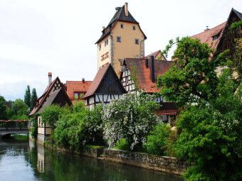 Produktbild: CALVENDO Puzzle Wassertor an der Pegnitz in Hersbruck | 1000 Teile Lege-Gr&ouml;&szlig;e 64x48cm Foto-Puzzle f&uuml;r gl&uuml;ckliche Stunden