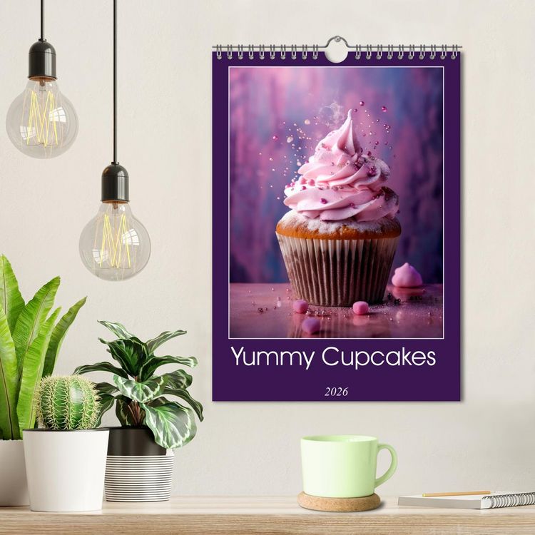 Produktbild: Yummy Cupcakes (Wall Calendar 2026 DIN A4 portrait), CALVENDO 12 Month Wall Calendar