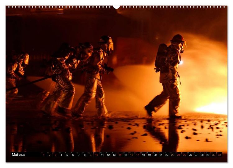 Produktbild: Feuerwehr - Leben mit der Gefahr (Wandkalender 2026 DIN A2 quer), CALVENDO Monatskalender
