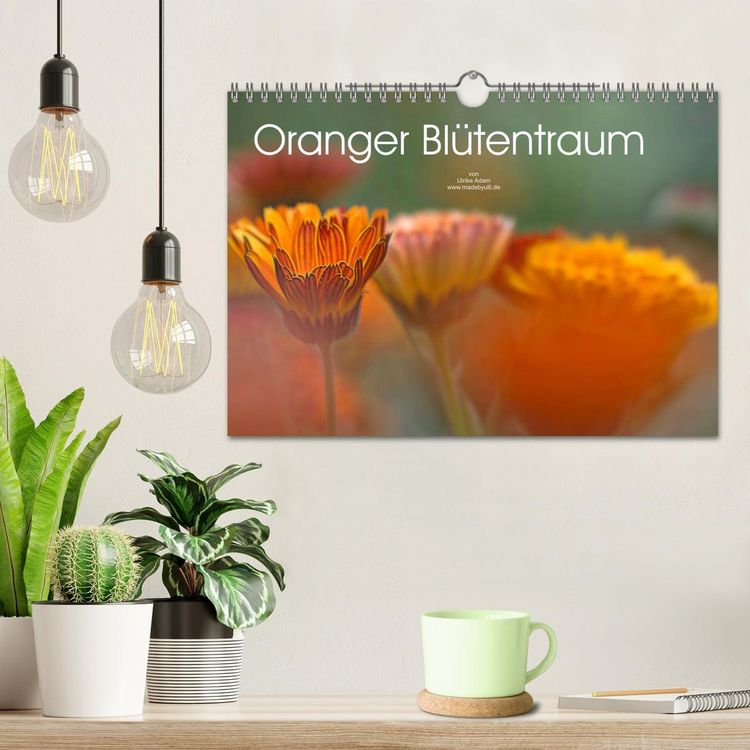 Produktbild: Oranger Bl&uuml;tentraum (Wandkalender 2026 DIN A4 quer), CALVENDO Monatskalender