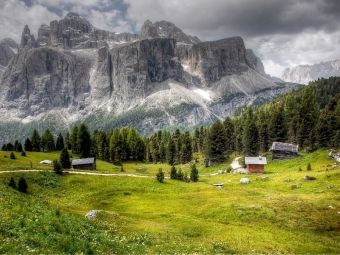 Produktbild: CALVENDO Puzzle Kolfuschger Hochalm mit Sella Massiv - Gr&ouml;den | 1000 Teile Lege-Gr&ouml;&szlig;e 64x48cm Foto-Puzzle f&uuml;r gl&uuml;ckliche Stunden