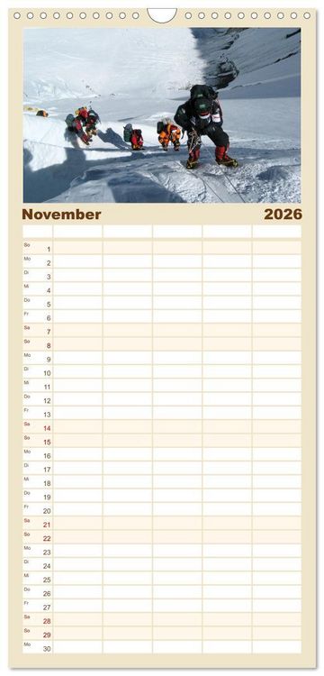 Produktbild: Familienplaner 2026 - Gipfelabenteuer - wenn der Berg ruft mit 5 Spalten (Wandkalender, 21 x 45 cm) CALVENDO