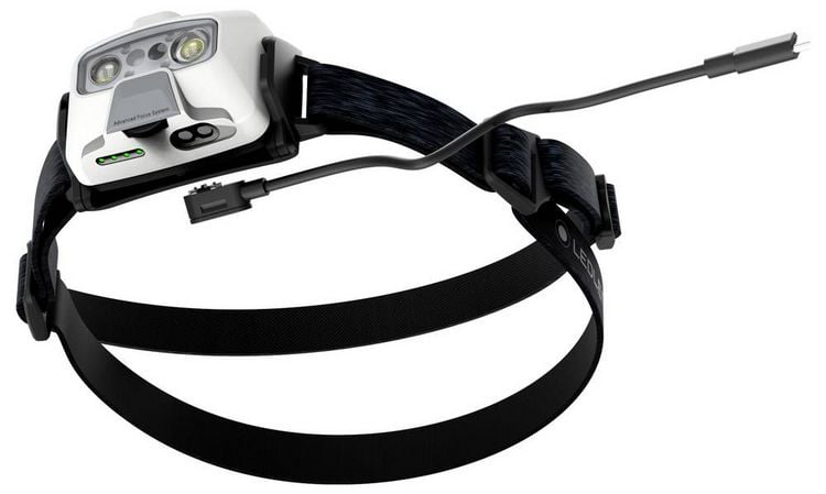 Produktbild: Ledlenser HF6R Core white LED Stirnlampe akkubetrieben 800lm 60h 502797