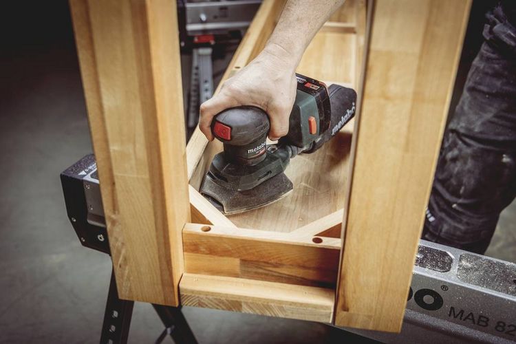 Produktbild: Metabo SM 18 LTX BL 602089840 Multischleifer b&uuml;rstenlos, inkl. Koffer, ohne Akku, ohne Ladeger&auml;t 18 V 100 x 150 mm