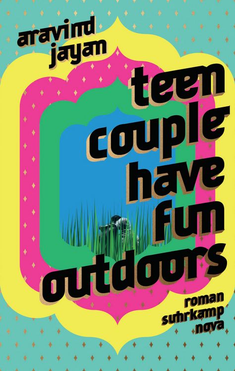 Produktbild: Teen Couple Have Fun Outdoors
