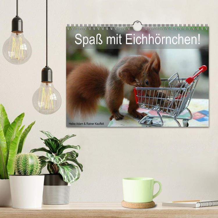 Produktbild: Spa&szlig; mit Eichh&ouml;rnchen! (Wandkalender 2027 DIN A4 quer), CALVENDO Monatskalender