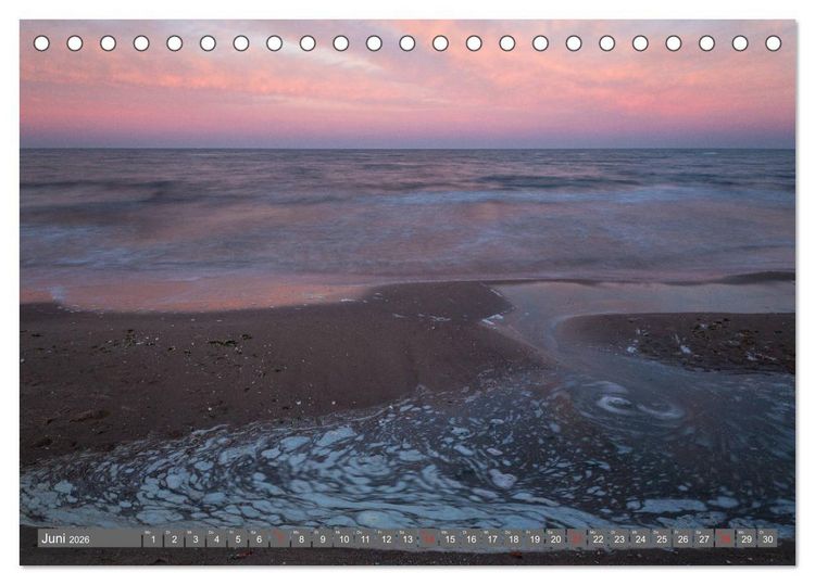 Produktbild: Blick aufs ruhige Meer (Tischkalender 2026 DIN A5 quer), CALVENDO Monatskalender
