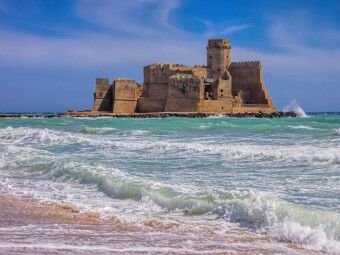 Produktbild: CALVENDO Puzzle Fortezza di Le Castella | 1000 Teile Lege-Gr&ouml;&szlig;e 64x48cm Foto-Puzzle f&uuml;r gl&uuml;ckliche Stunden
