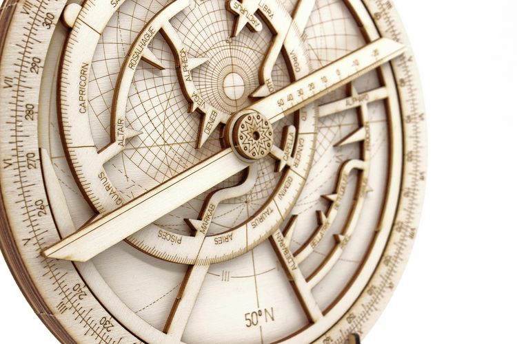 Produktbild: Bausatz Astrolabium (Deutsche Anleitung)