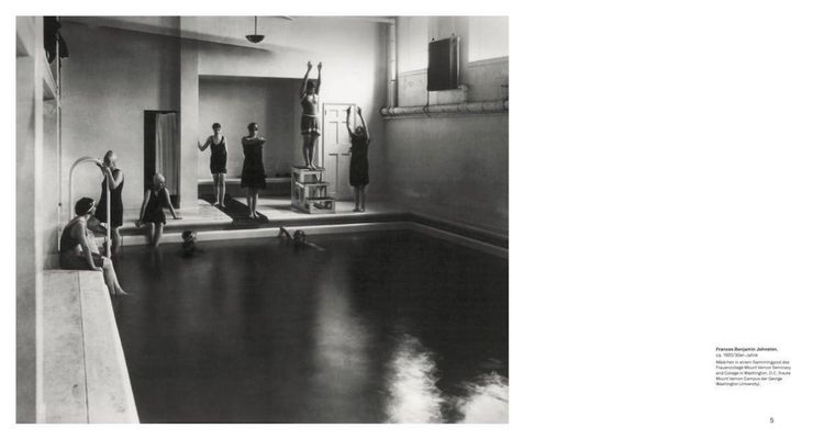 Produktbild: The Swimming Pool in Photography