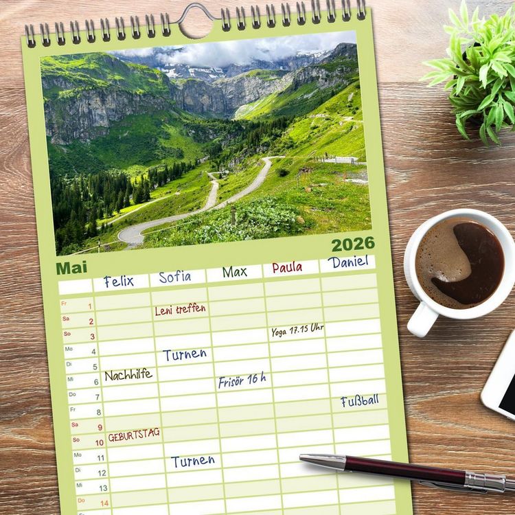 Produktbild: Familienplaner 2026 - Erlebe mit mir die Sch&ouml;nheit der Alpen mit 5 Spalten (Wandkalender, 21 x 45 cm) CALVENDO