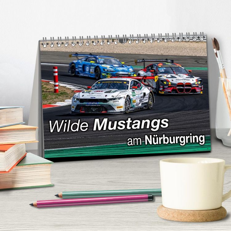 Produktbild: Wilde Mustangs am N&uuml;rburgring (Tischkalender 2026 DIN A5 quer), CALVENDO Monatskalender